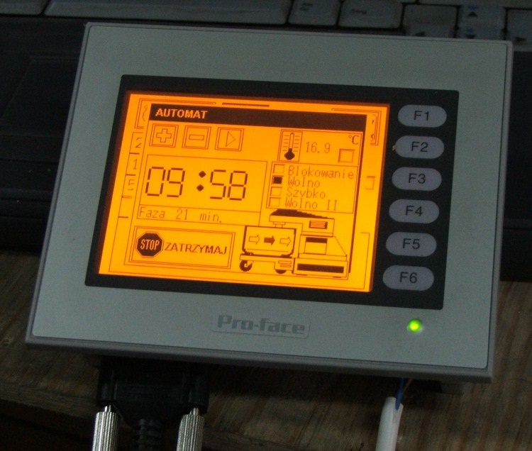 panel hmi proface sterujący mieszałką do ciasta